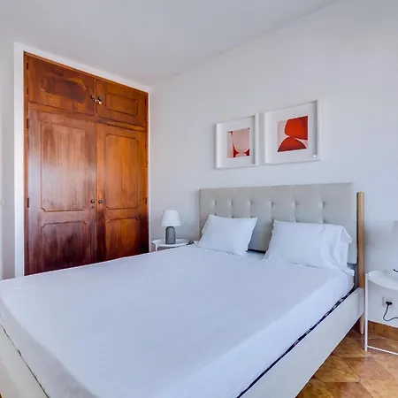 Apartment Mira Seaside Escape