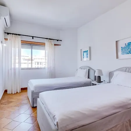 Apartment Mira Seaside Escape *