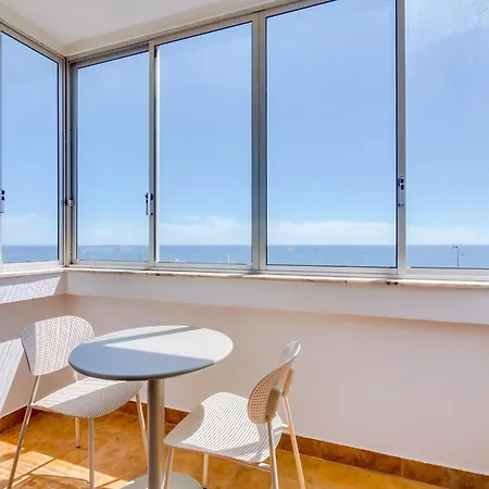 Apartamento Mira Seaside Escape *